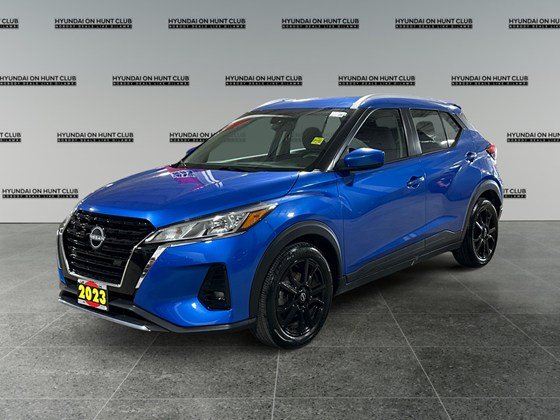 2023 Nissan Kicks SV