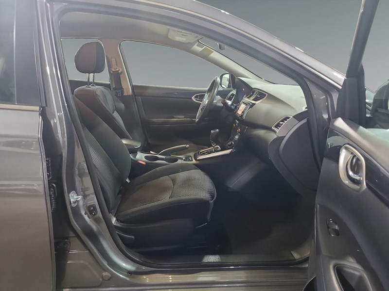 2017 Nissan Sentra 4dr Sdn CVT SR Turbo