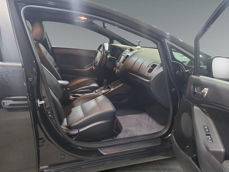 2018 Kia Forte SX Auto