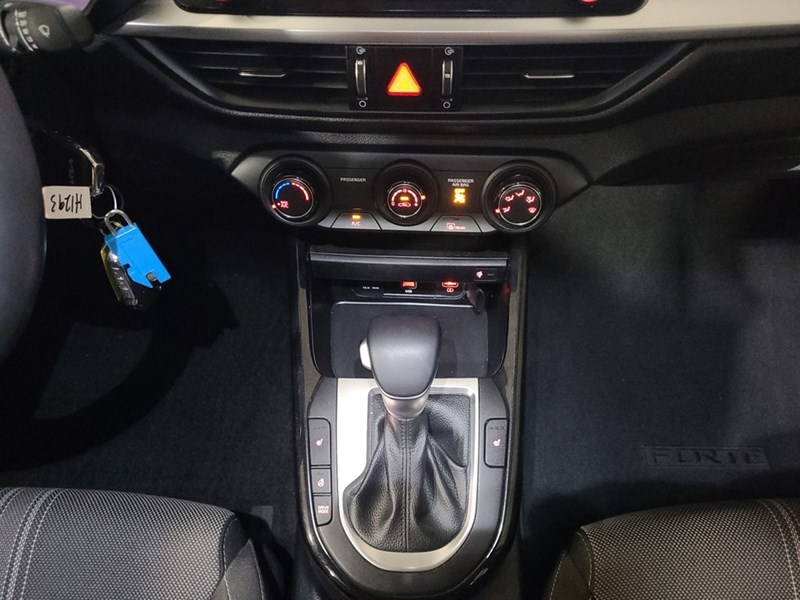 2024 Kia Forte EX+ IVT