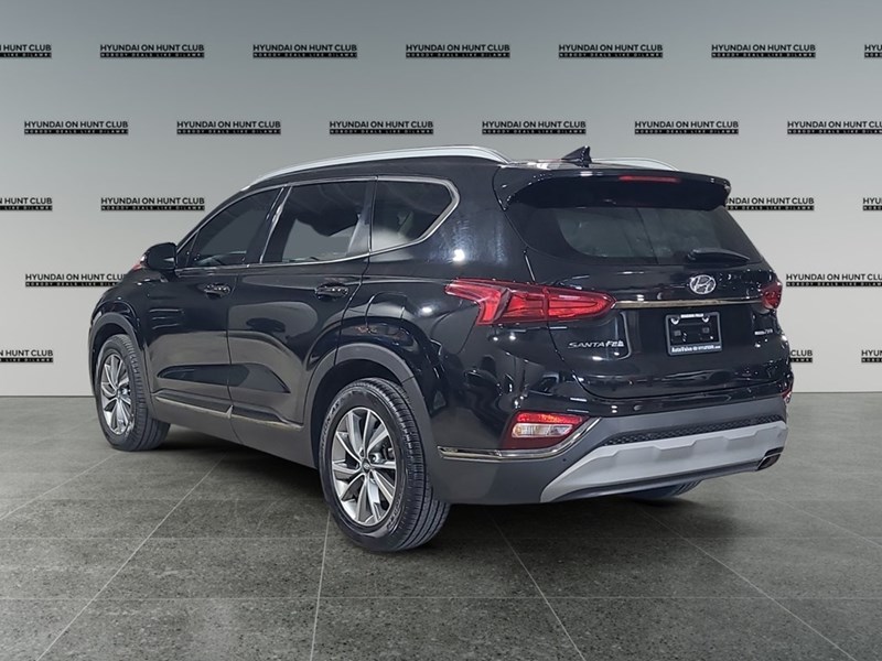 2019 Hyundai Santa Fe 2.0T Luxury AWD w/Dark Chrome Accent