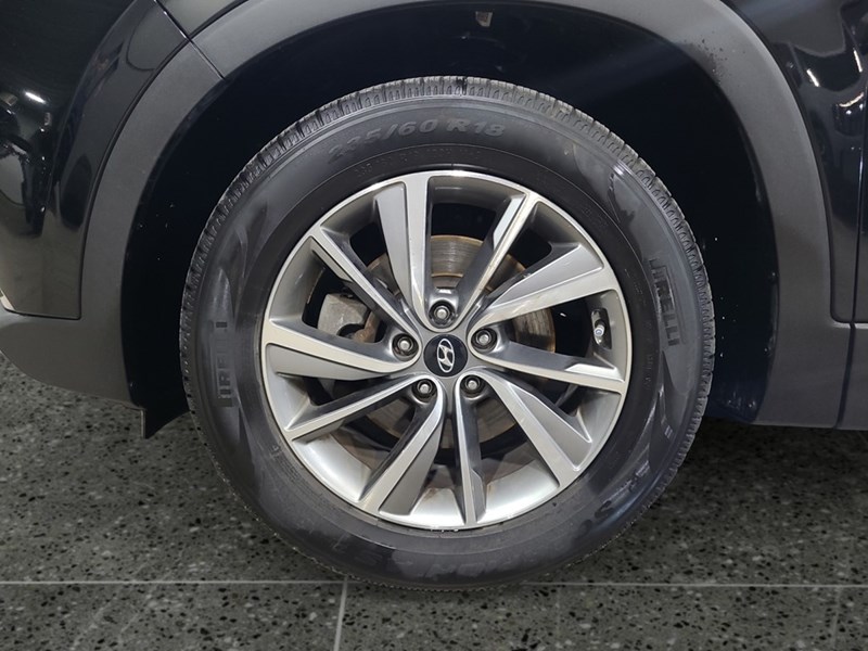 2019 Hyundai Santa Fe 2.0T Luxury AWD w/Dark Chrome Accent
