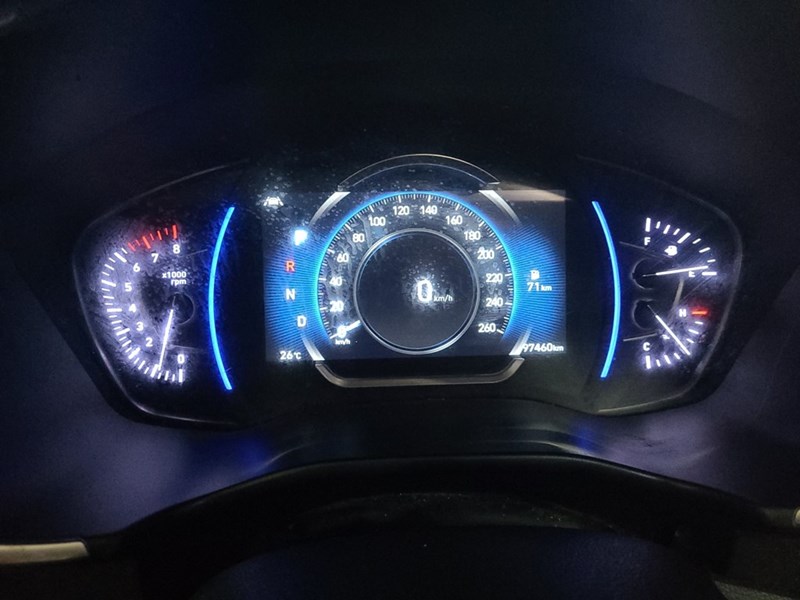 2019 Hyundai Santa Fe 2.0T Luxury AWD w/Dark Chrome Accent