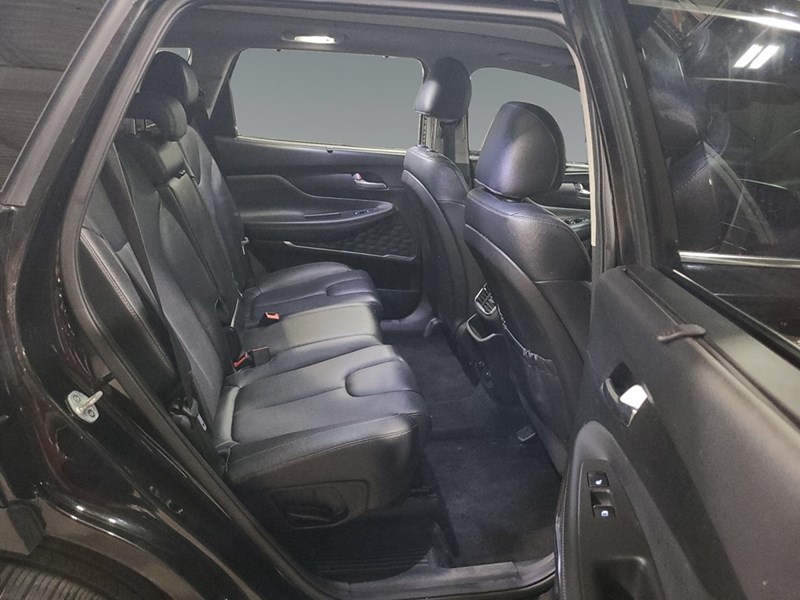 2019 Hyundai Santa Fe 2.0T Luxury AWD w/Dark Chrome Accent