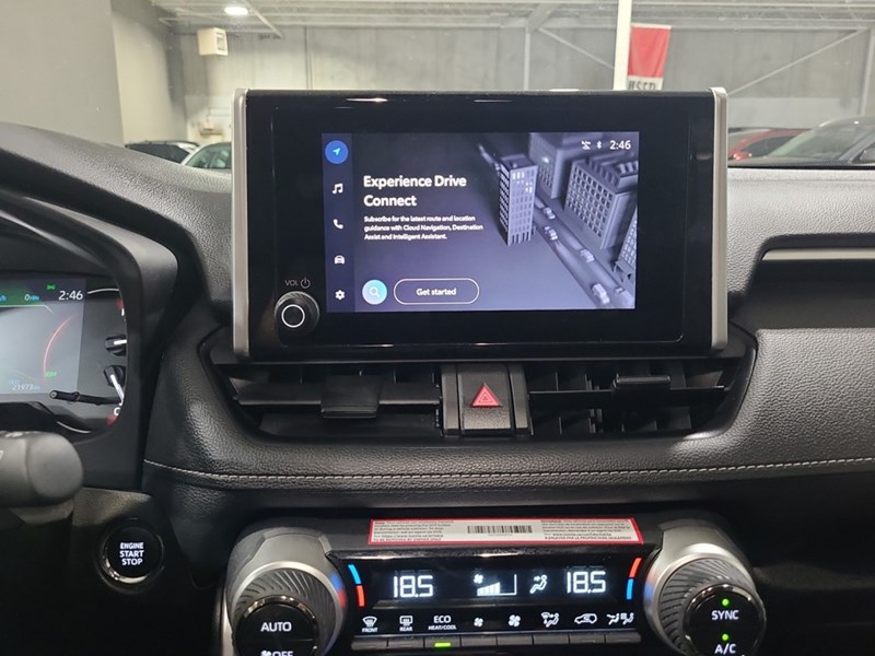 2025 Toyota RAV4 XLE AWD