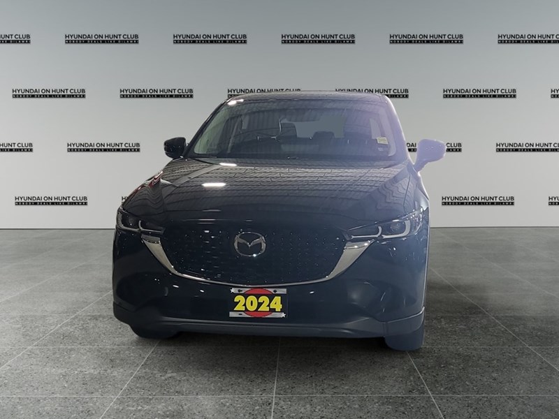2024 Mazda CX-5 GS AWD *Ltd Avail*