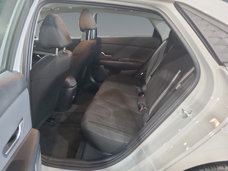 2024 Hyundai Elantra Preferred IVT w/Tech Pkg