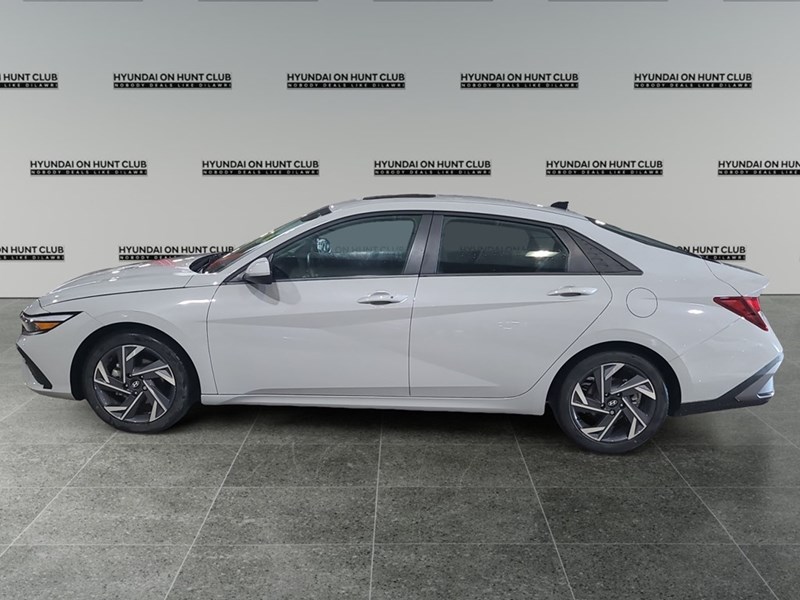 2024 Hyundai Elantra Preferred IVT w/Tech Pkg