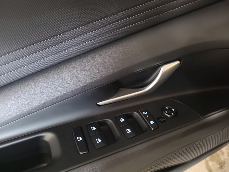 2024 Hyundai Elantra Preferred IVT w/Tech Pkg