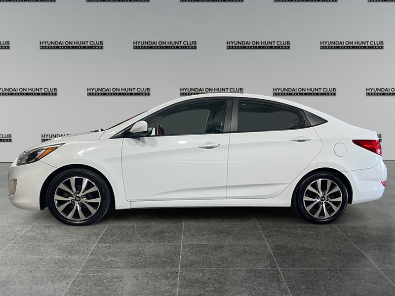 2017 Hyundai Accent 4dr Sdn Auto SE