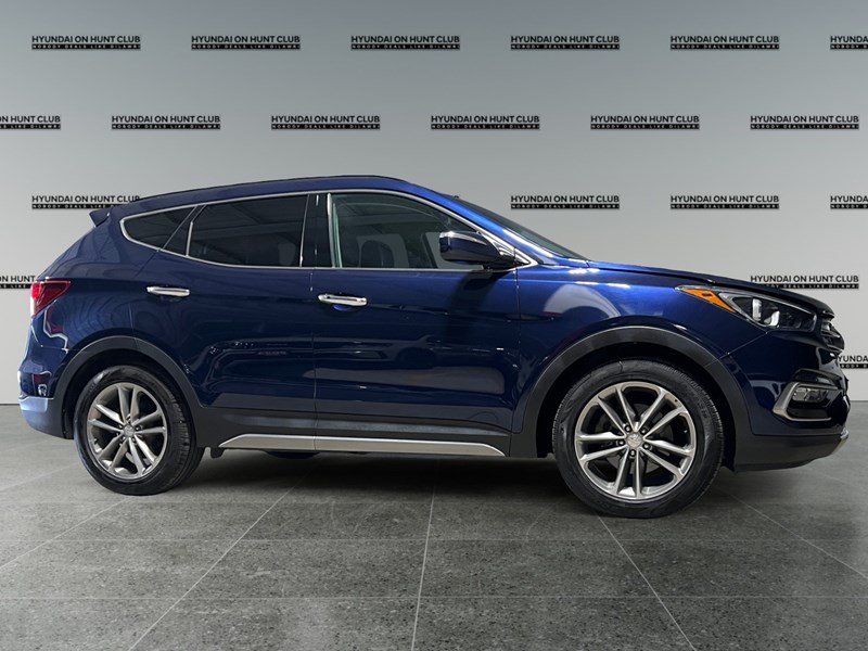 2017 Hyundai Santa Fe Sport AWD 4dr 2.0T Limited