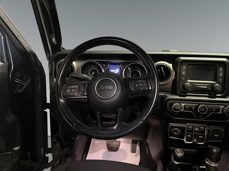 2020 Jeep Wrangler Unlimited Black and Tan 4x4
