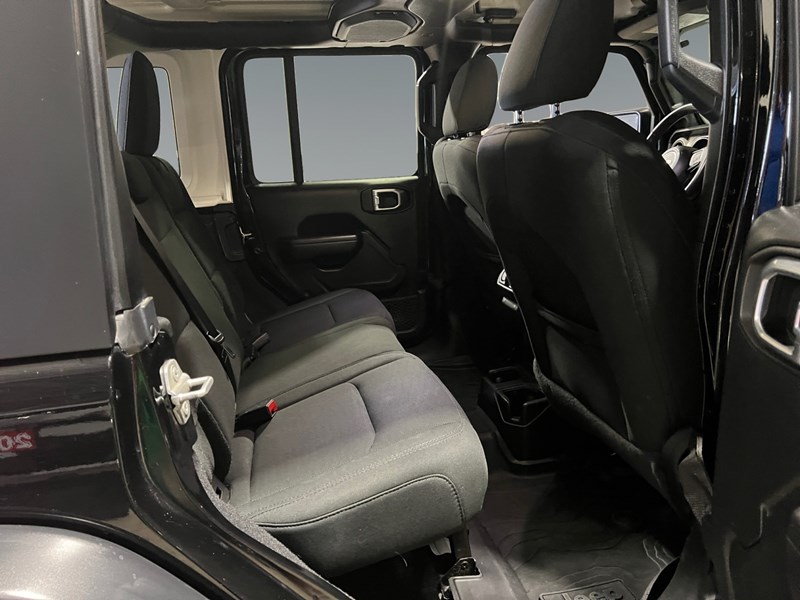 2020 Jeep Wrangler Unlimited Black and Tan 4x4