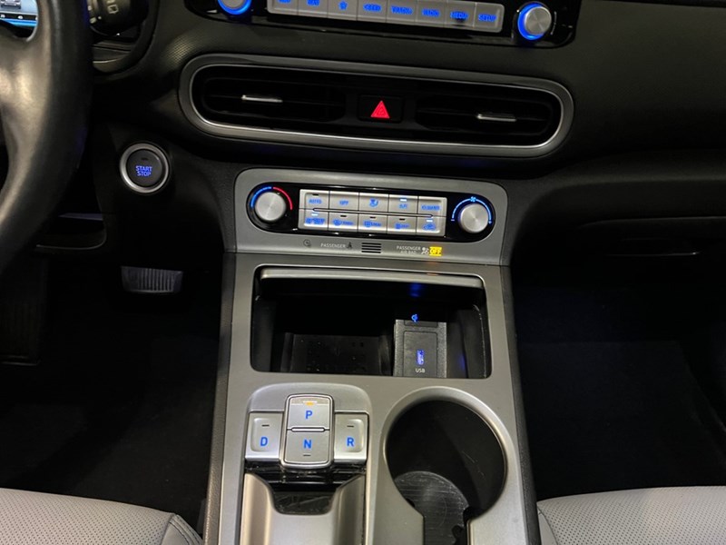 2022 Hyundai Kona Electric Ultimate FWD