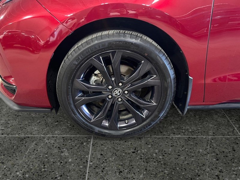 2023 Toyota Sienna XSE 7-Passenger FWD