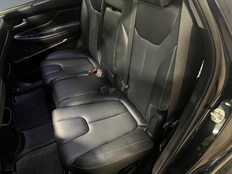 2019 Hyundai Santa Fe 2.0T Luxury AWD w/Dark Chrome Accent