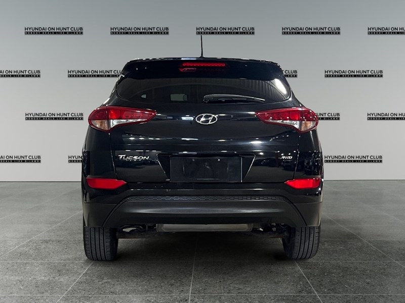 2017 Hyundai Tucson AWD 4dr 2.0L Premium