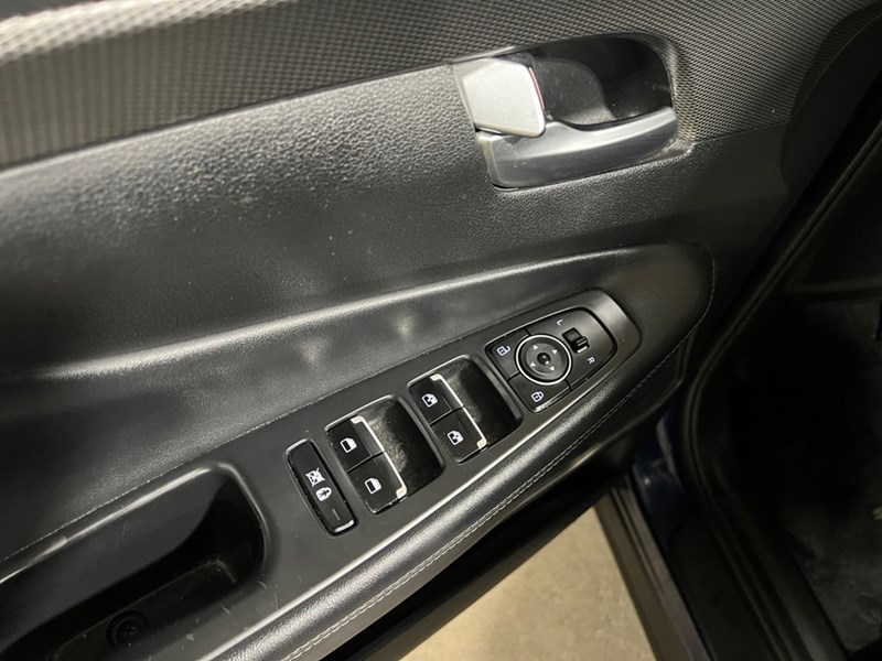 2020 Hyundai Santa Fe 2.4L Preferred AWD w/Sun/Leather Package