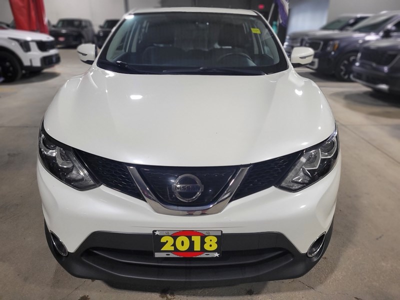 2018 Nissan Qashqai AWD SV CVT