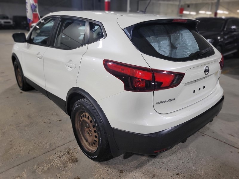 2018 Nissan Qashqai AWD SV CVT
