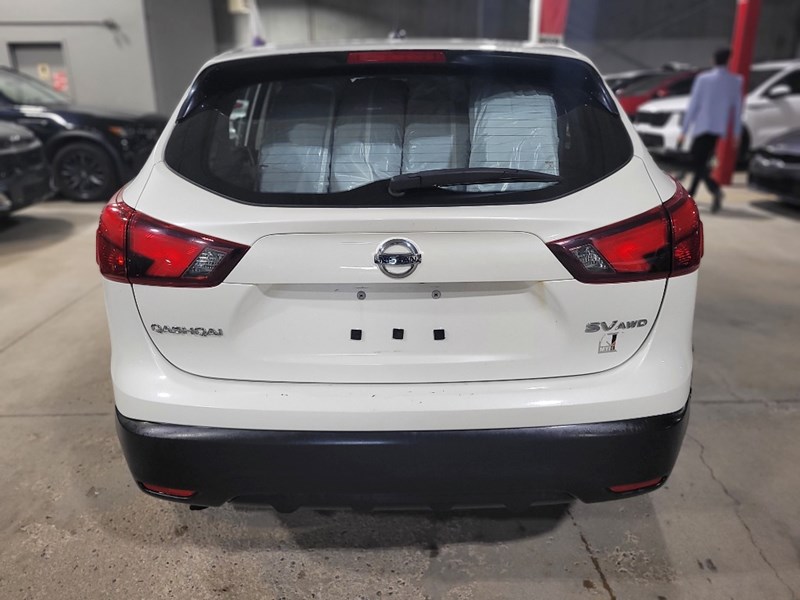 2018 Nissan Qashqai AWD SV CVT