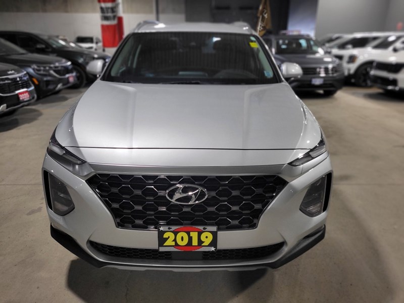 2019 Hyundai Santa Fe 2.4L Essential AWD w/Safety Package