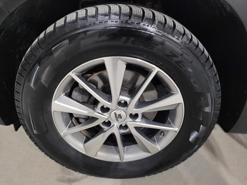 2019 Hyundai Santa Fe 2.4L Essential AWD w/Safety Package