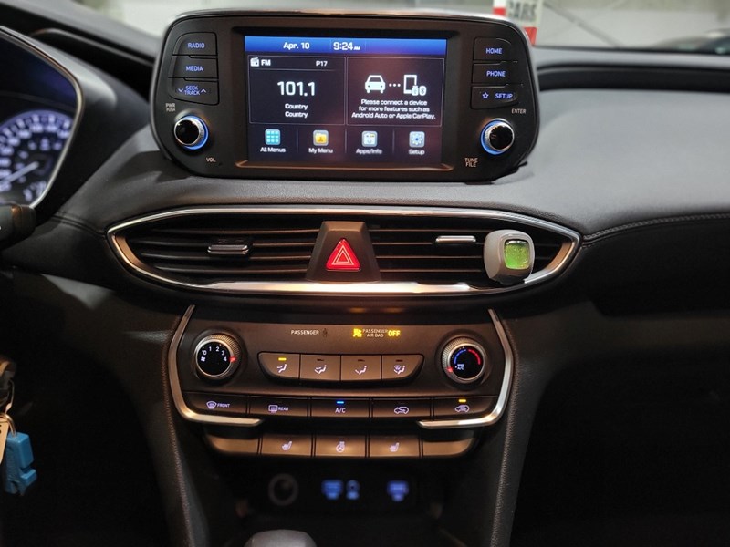 2019 Hyundai Santa Fe 2.4L Essential AWD w/Safety Package