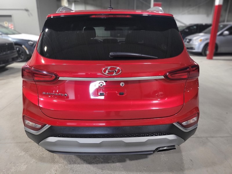 2020 Hyundai Santa Fe 2.4L Essential FWD w/Safety Package