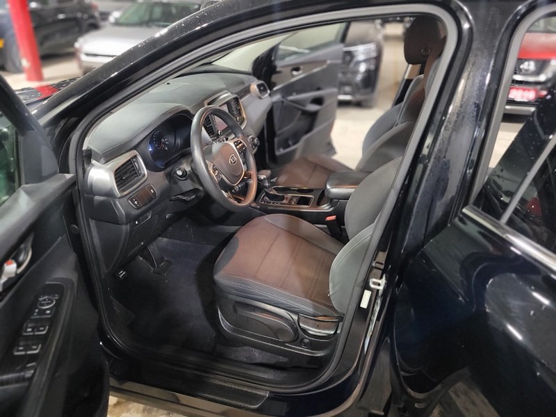 2020 Kia Sorento LX AWD
