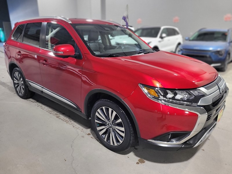 2020 Mitsubishi Outlander ES S-AWC