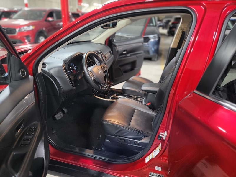 2020 Mitsubishi Outlander ES S-AWC