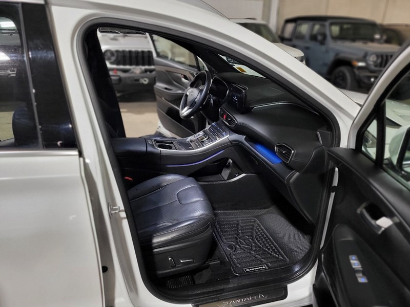 2021 Hyundai Santa Fe Ultimate Calligraphy AWD