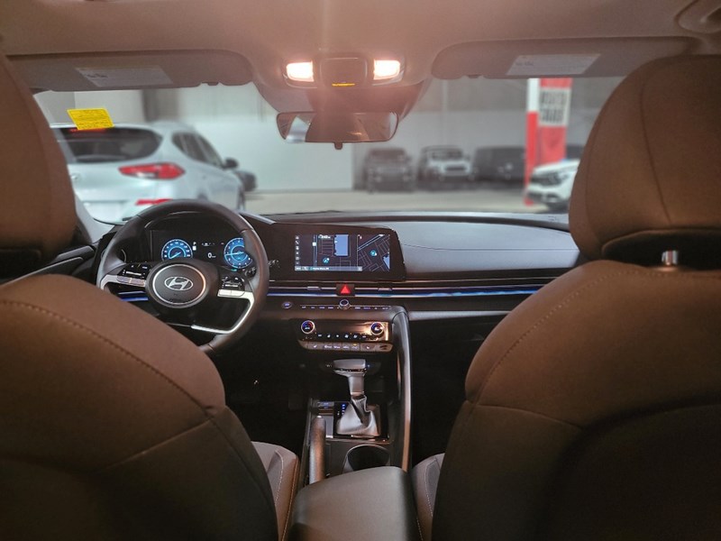2025 Hyundai Elantra Preferred w/Tech Pkg