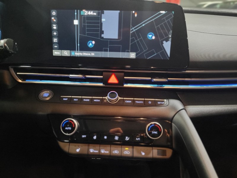 2025 Hyundai Elantra Preferred w/Tech Pkg