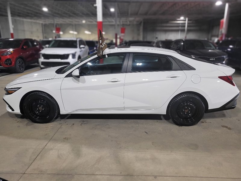 2025 Hyundai Elantra Preferred w/Tech Pkg