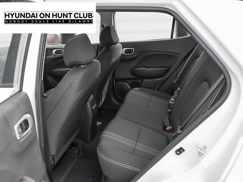 2025 Hyundai Venue Preferred IVT w/Two-Tone