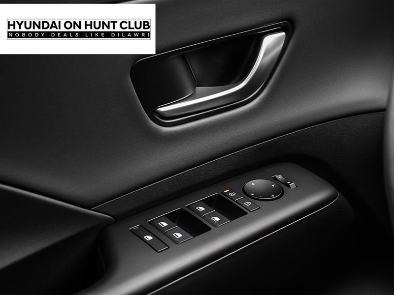 2025 Hyundai Kona Electric Preferred FWD w/Ultimate Package