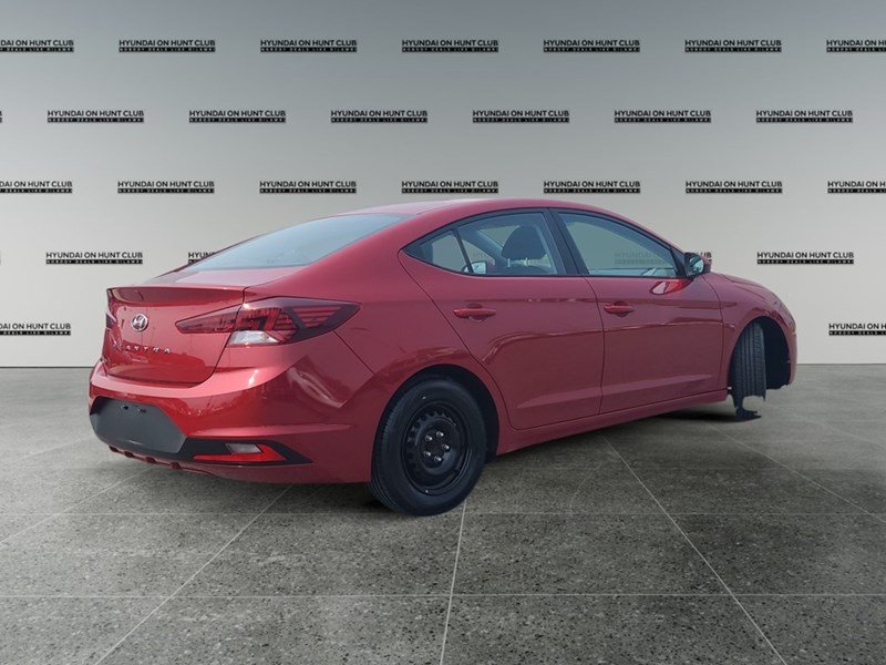 2020 Hyundai Elantra Essential IVT
