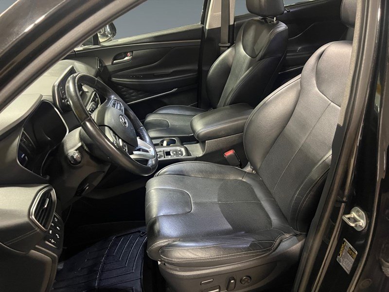 2019 Hyundai Santa Fe 2.0T Luxury AWD w/Dark Chrome Accent