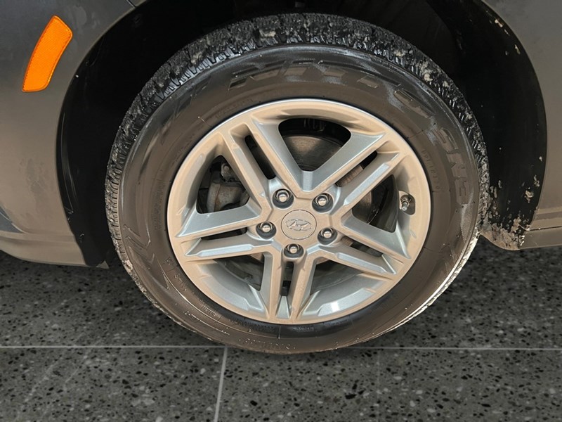 2023 Hyundai Kona 2.0L Essential FWD