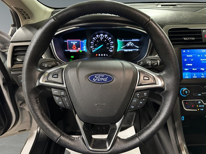 2020 Ford Fusion Hybrid SEL FWD