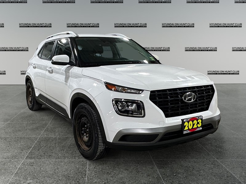 2023 Hyundai Venue Preferred IVT