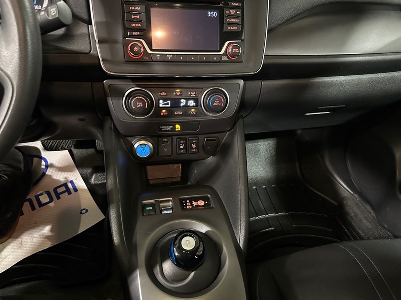 2018 Nissan LEAF S Hatchback