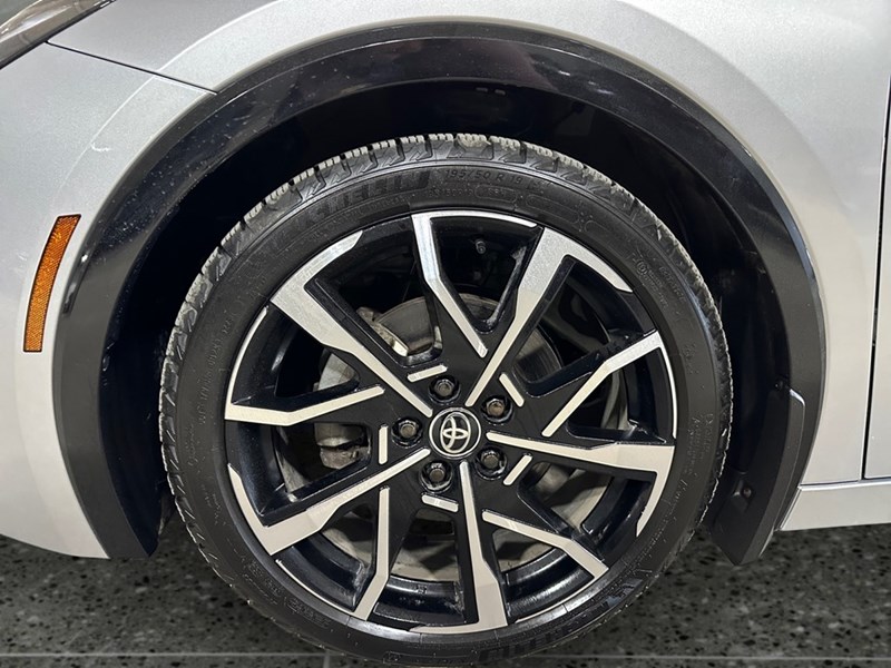 2024 Toyota Prius Prime XSE Auto