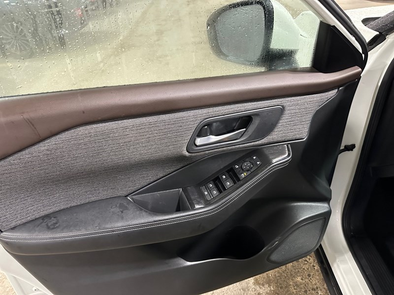 2021 Nissan Rogue AWD SV
