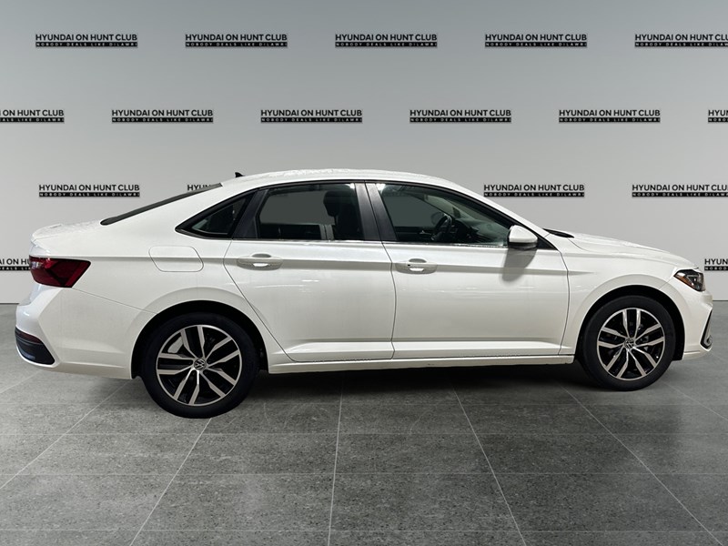 2025 Volkswagen Jetta Comfortline Auto
