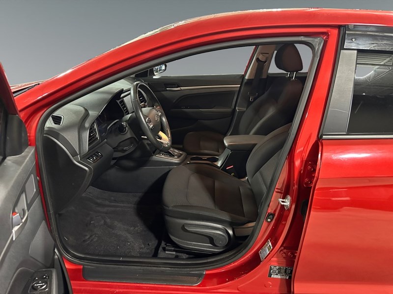 2020 Hyundai Elantra Preferred IVT