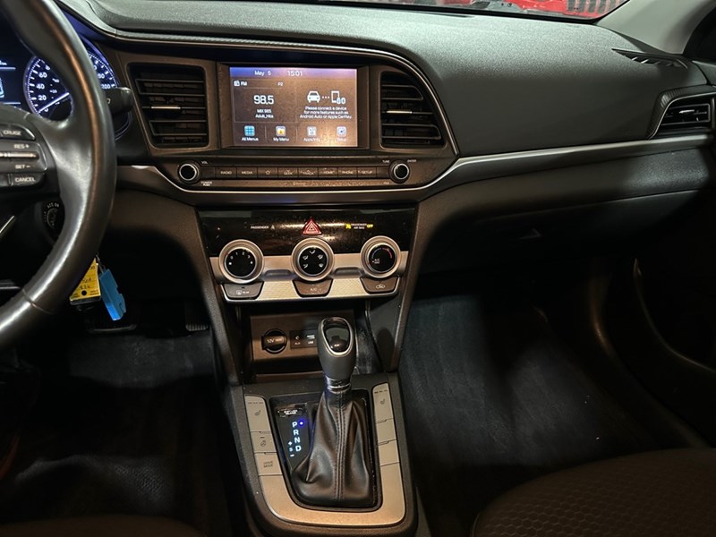 2020 Hyundai Elantra Preferred IVT