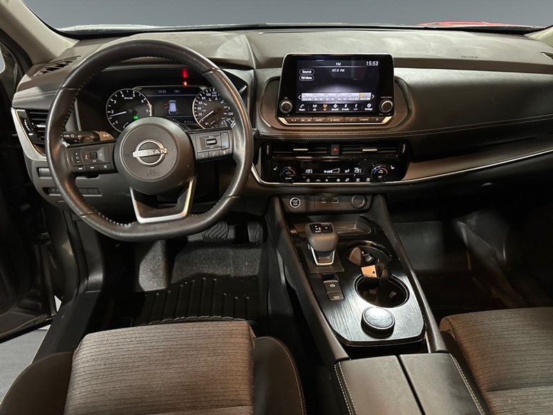 2022 Nissan Rogue AWD SV